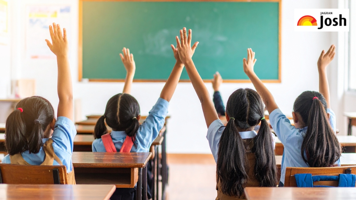 Delhi Schools Closed Due to Air Pollution